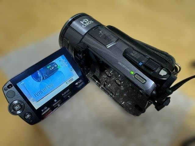 Canon Video Cameras Ivis Hf S10