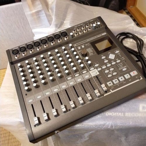 Korg Multi -Track Recorder D888