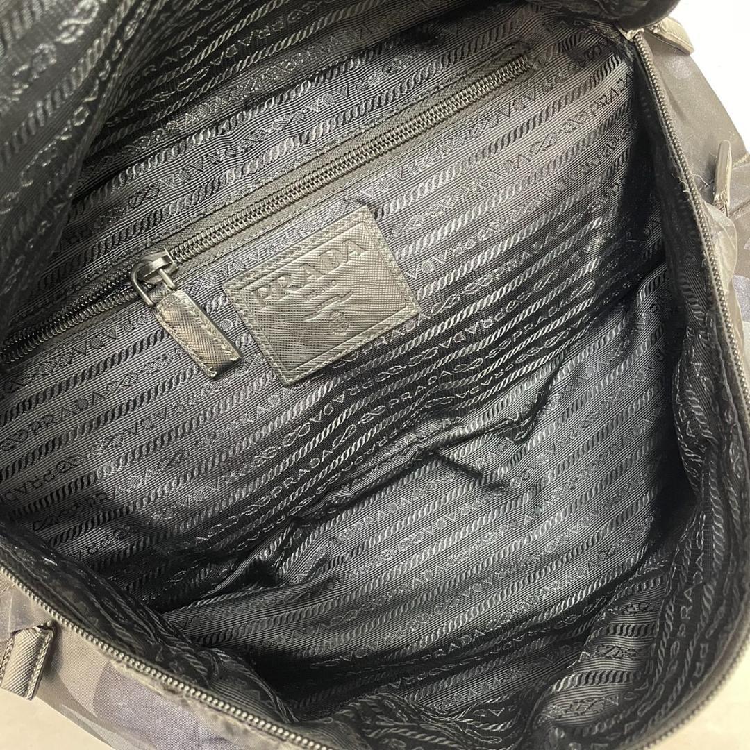 Prada Shoulder Bags Va0991