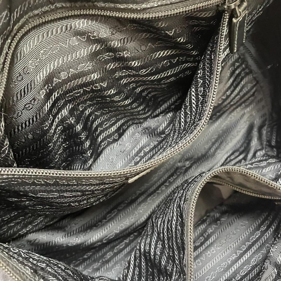 Prada Shoulder Bags Va0991