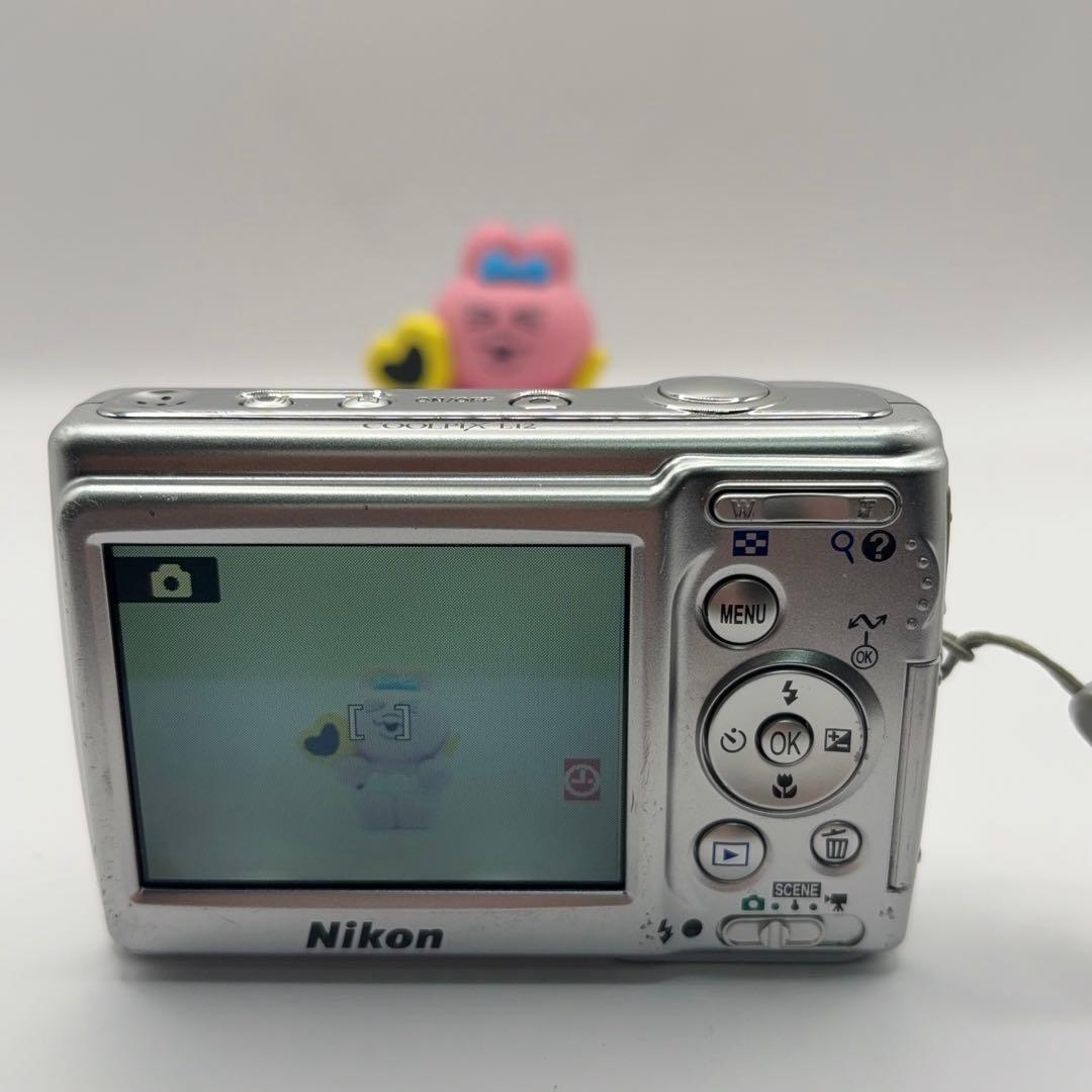 Nikon Compact Digital Camera Coolpix L12