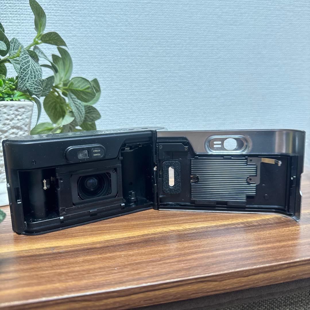 Leica Compact Cameras (Film) C1