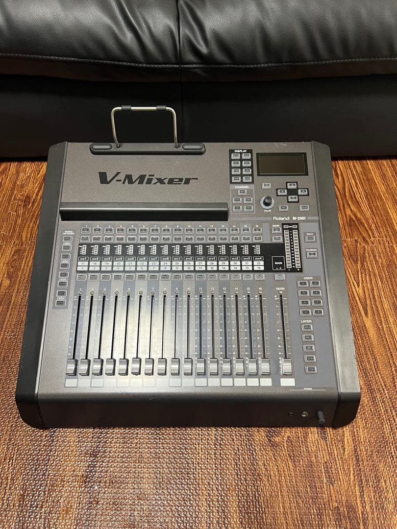 Digital Mixers Roland V-Mixer M-200I