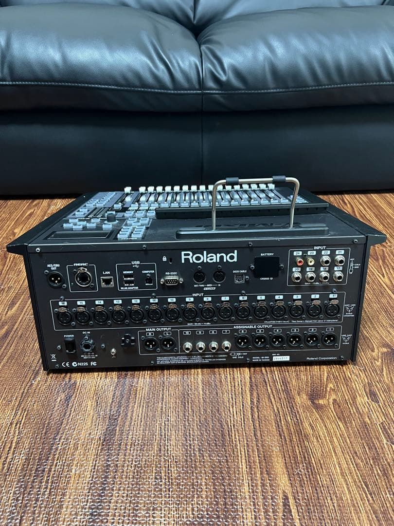 Digital Mixers Roland V-Mixer M-200I