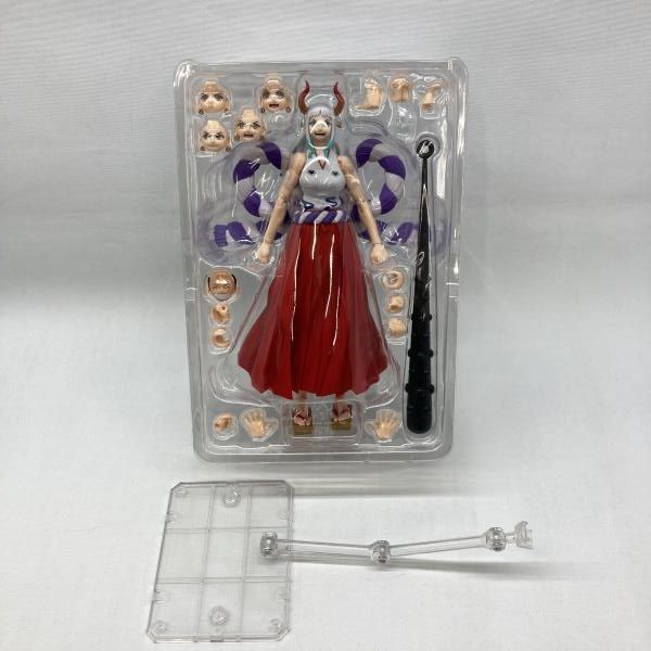 Bandai One Piece S.H.Figuarts [97]