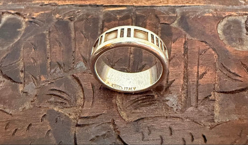 Tiffany Rings Co. 1995