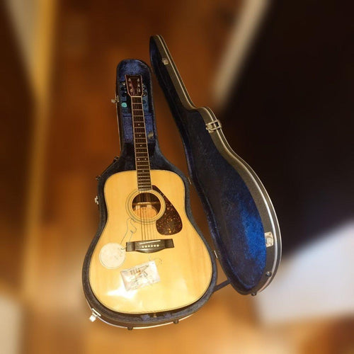 Yamaha Acoustic Guitar Fg-301
