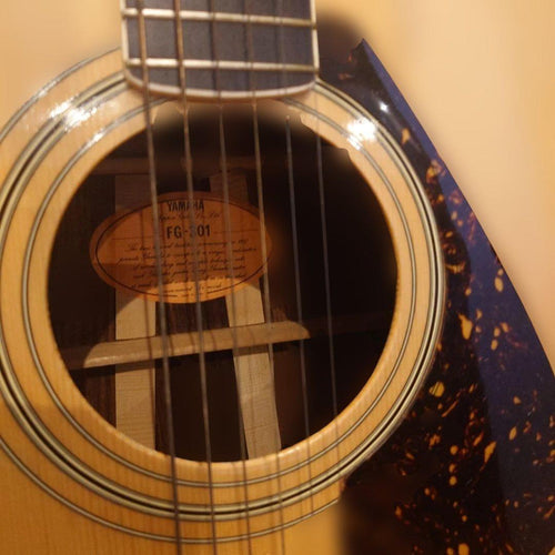 Yamaha Acoustic Guitar Fg-301