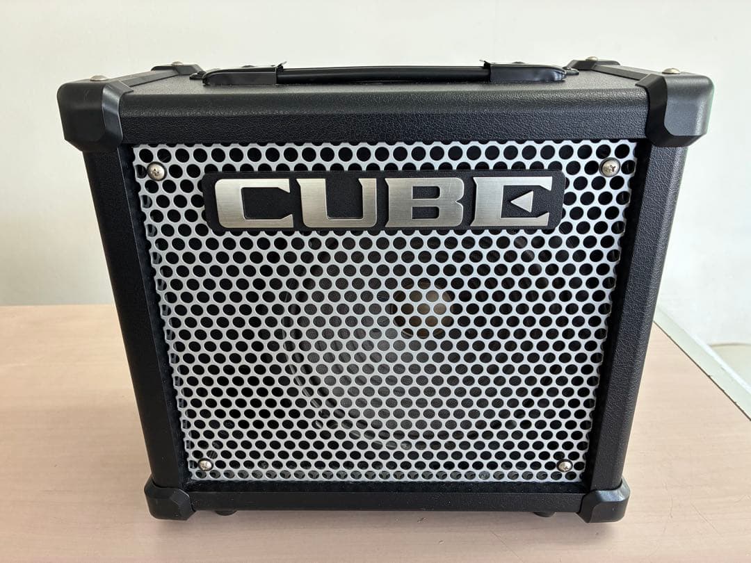 Roland Guitar Amplifier Cube10Gx 10Gx