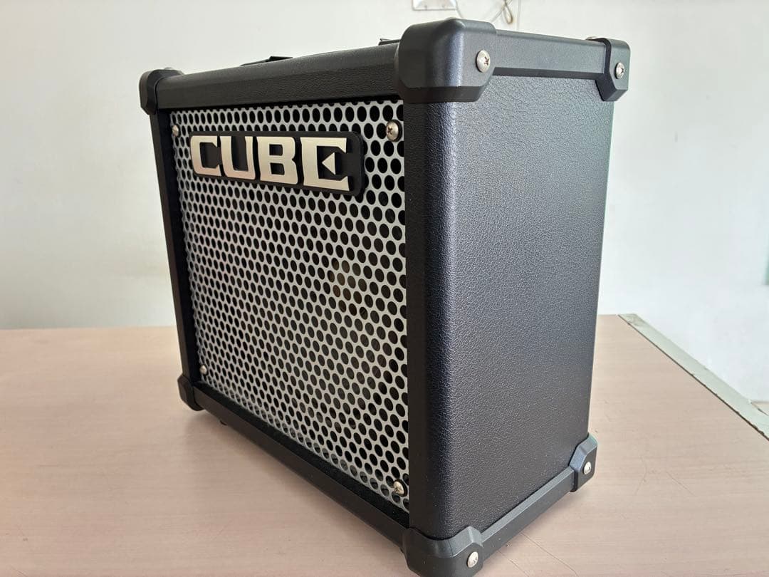 Roland Guitar Amplifier Cube10Gx 10Gx