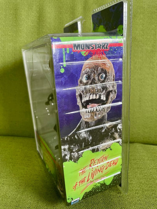 Sci Fi, Fantasy Horror Amok Time Deluxe Action Figure