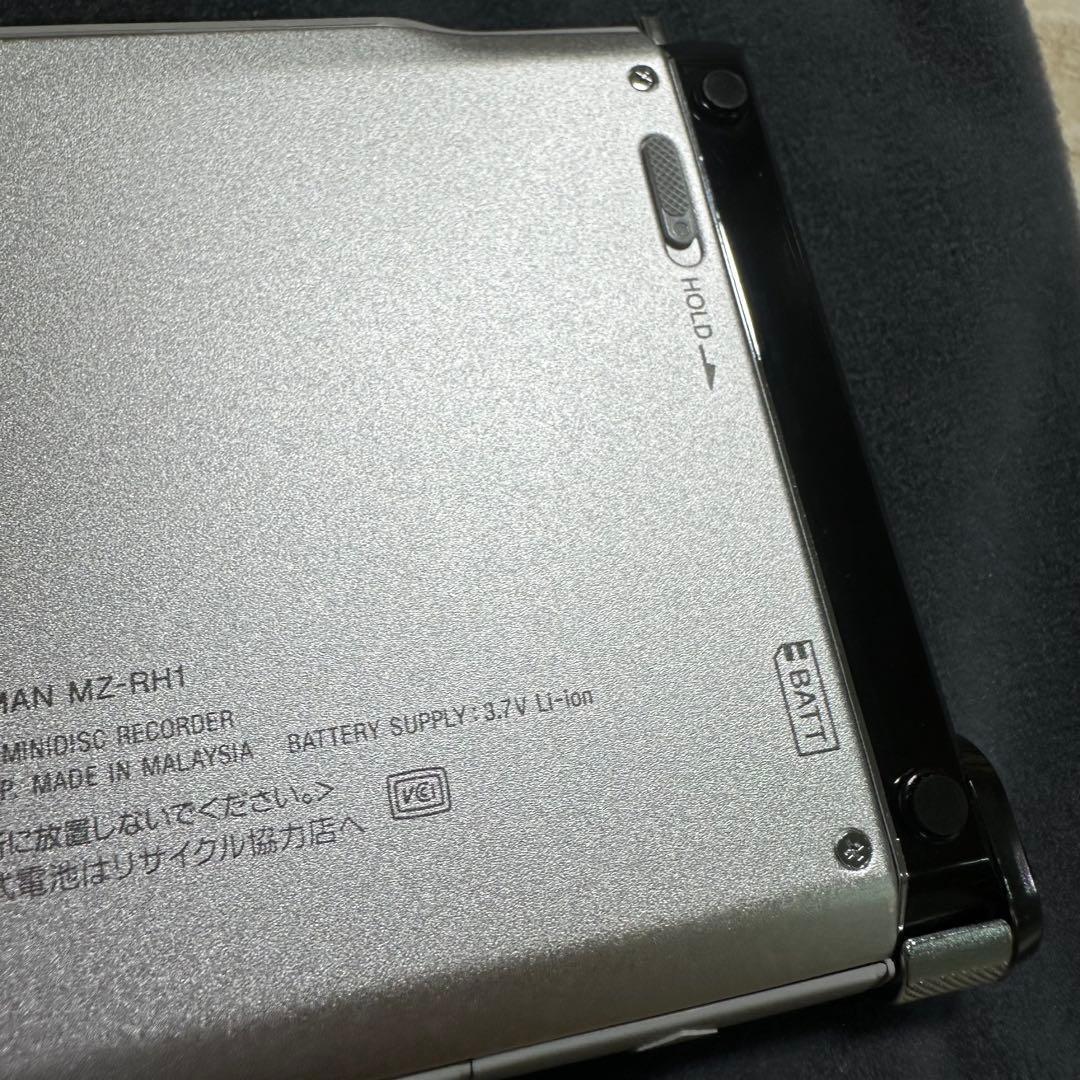 Sony Portable Md Players Mz-Rh1 6880