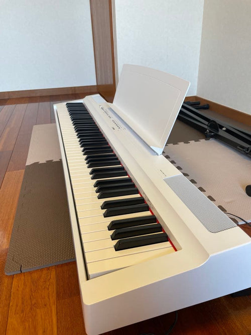 Yamaha Keyboards Digital Pianos P125Wh 88