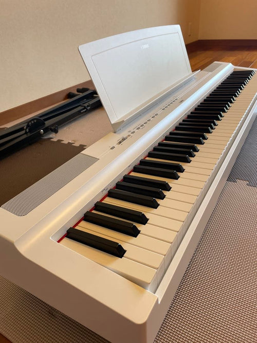 Yamaha Keyboards Digital Pianos P125Wh 88