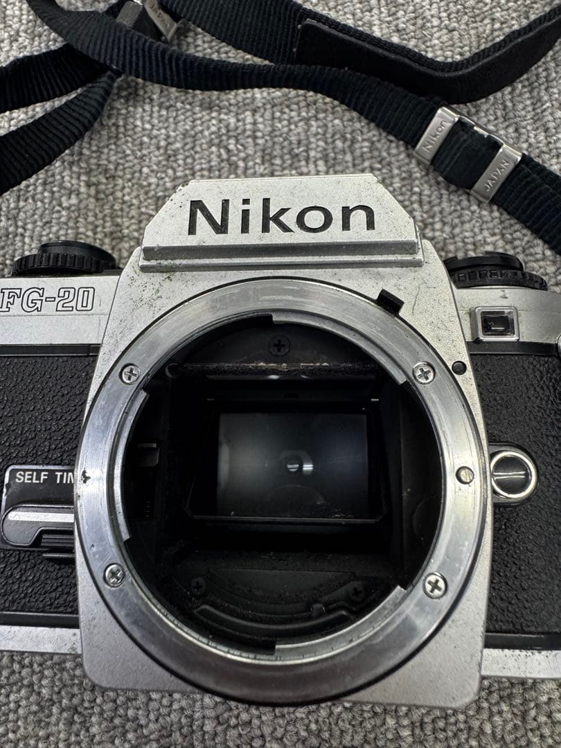 Slr Cameras (Film) Nikon Fg-20