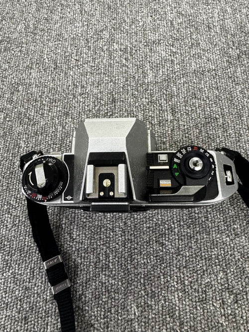 Slr Cameras (Film) Nikon Fg-20