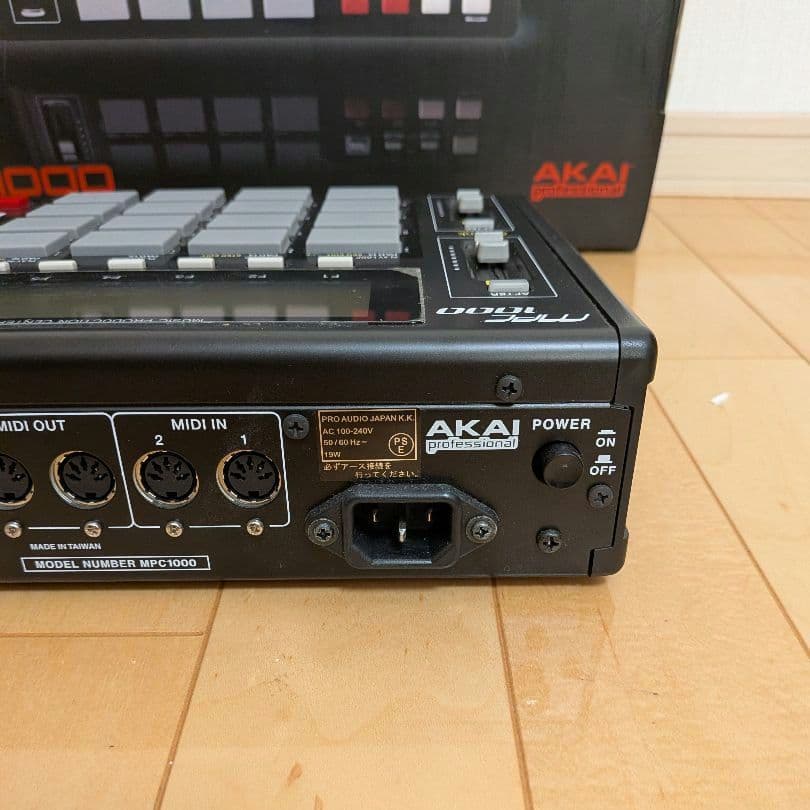 Akai Professional Samplers Mpc1000Bk-N 128Mb Jjosver.3.16