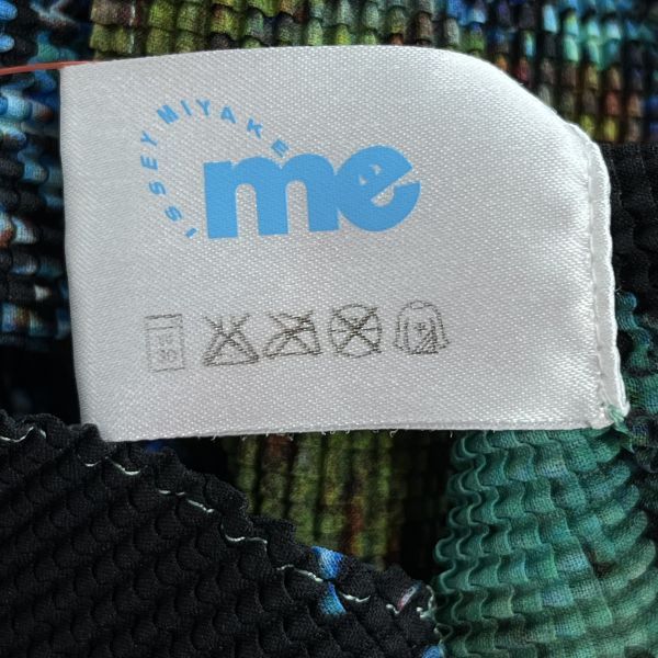 Me By Issey Miyake No Sleeve M 9 S6D766