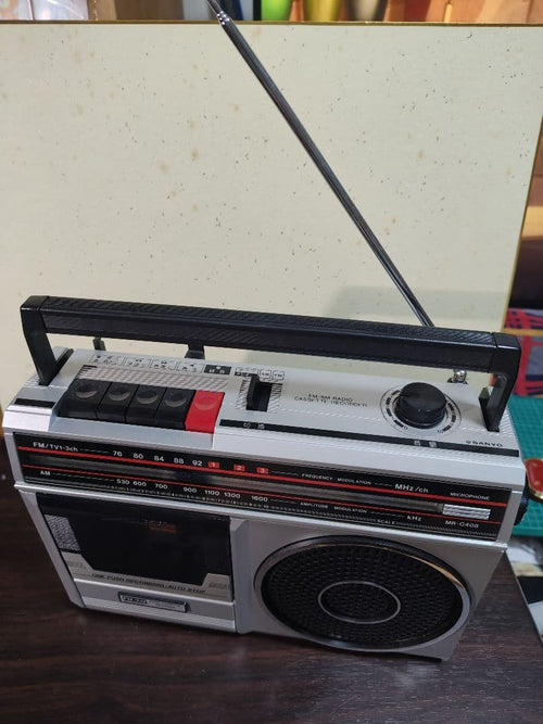 Sanyo Radios Radio Cassette Players Recorder Mr-G408