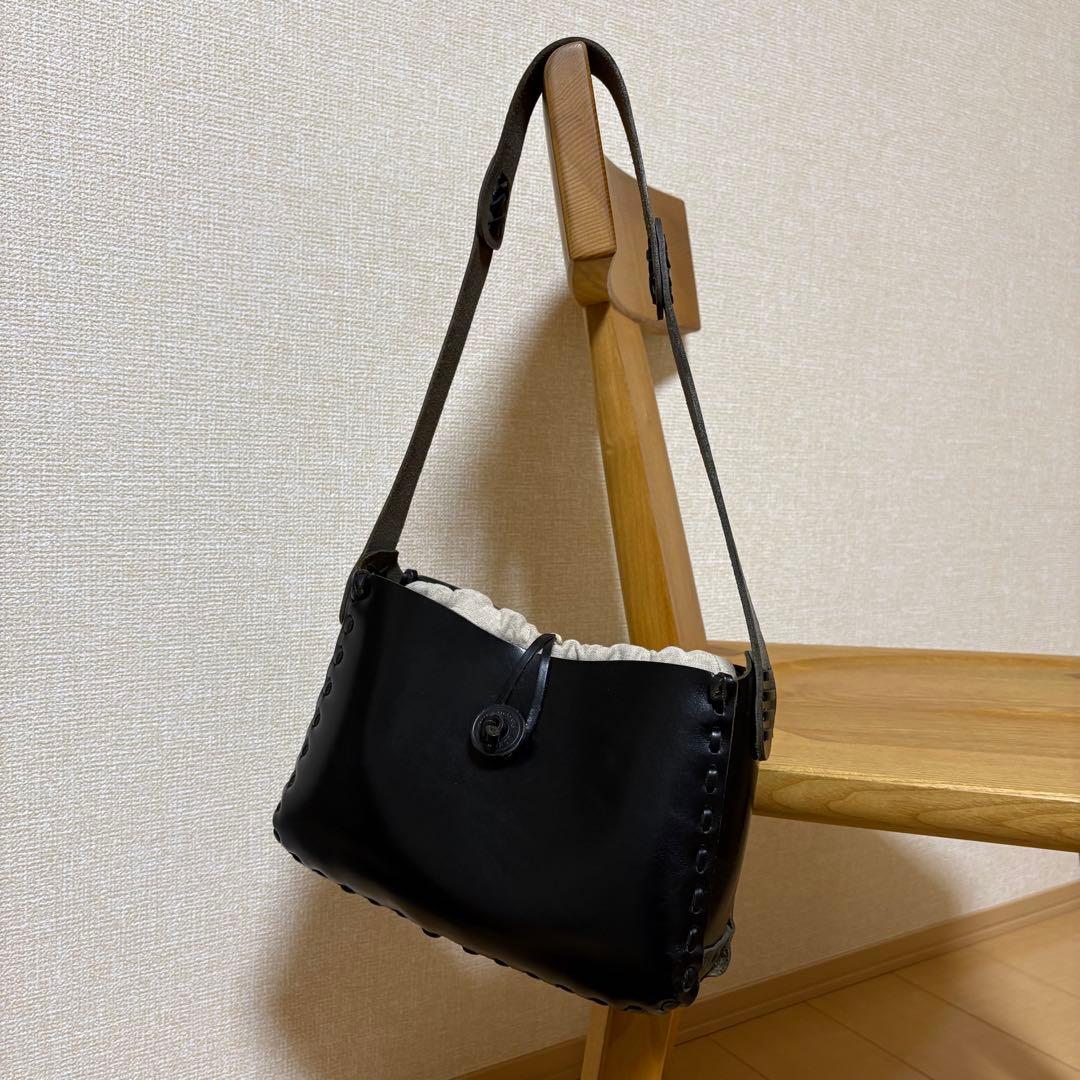 Shoulder Bags