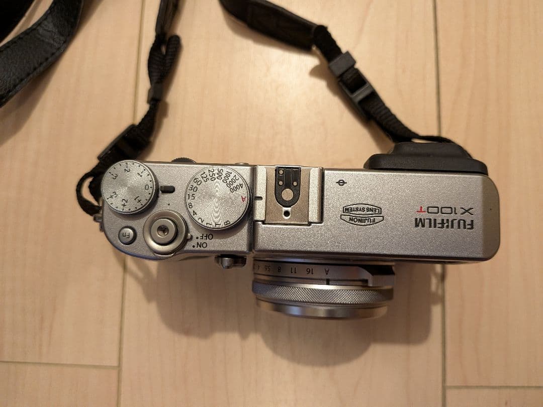 Fujifilm Compact Digital Cameras X100T 700)
