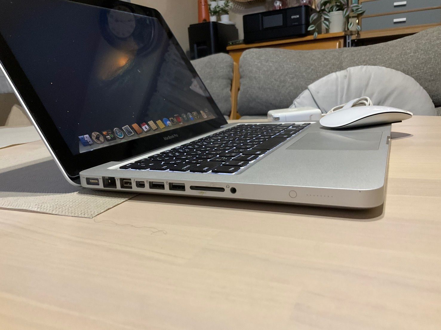 Apple Macbook Body Pro
