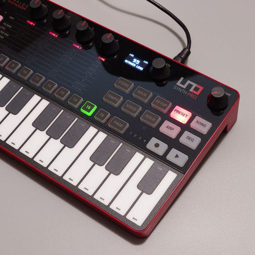 Ik Multimedia Analog Synthesizers Uno Synth Pro Desktop