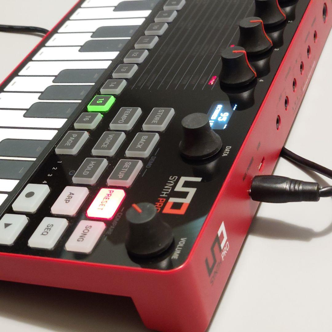 Ik Multimedia Analog Synthesizers Uno Synth Pro Desktop