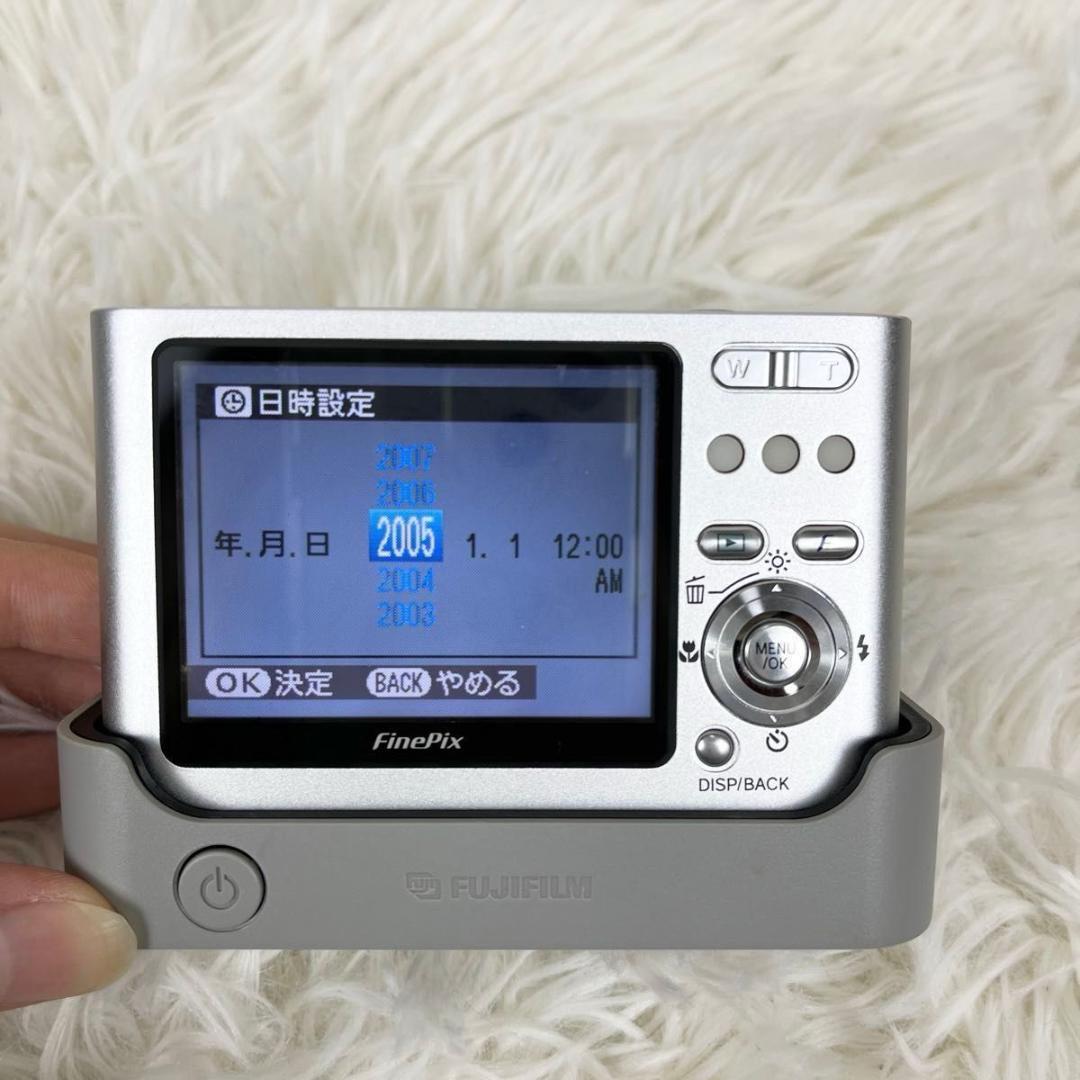 Compact Digital Camera Finepix Z1