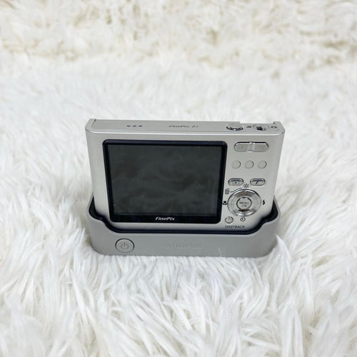 Compact Digital Camera Finepix Z1