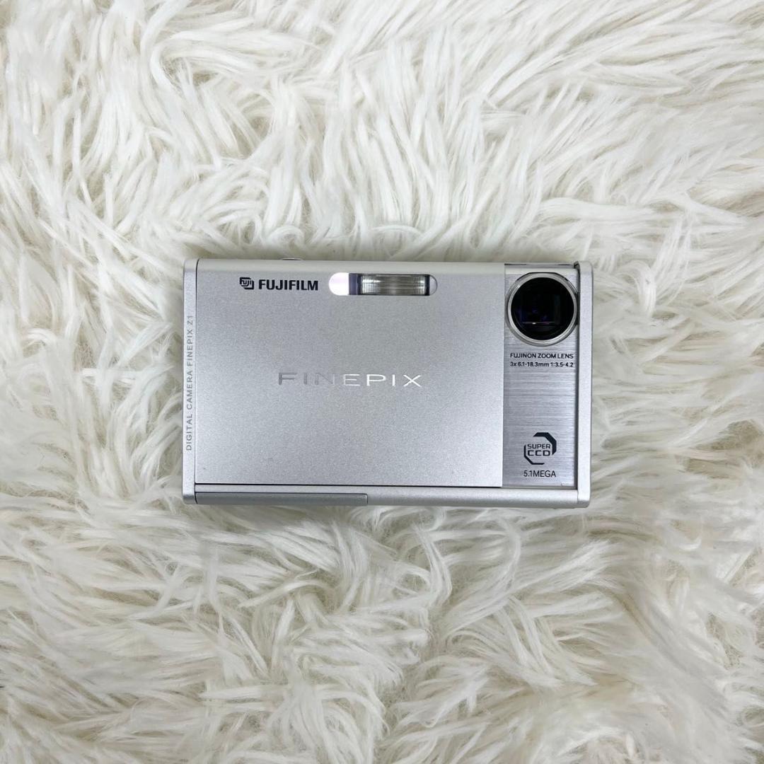 Compact Digital Camera Finepix Z1