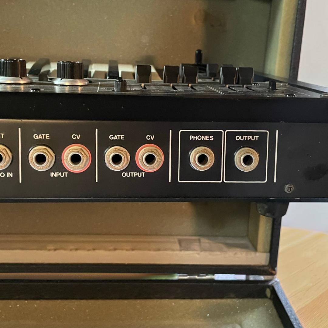 Roland Analog Synthesizers Sh-2