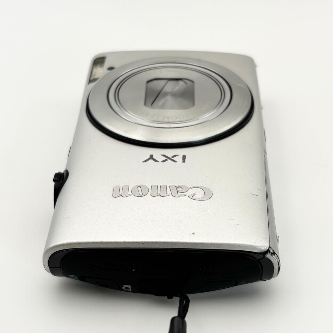 Canon Compact Digital Camera Ixy 600F