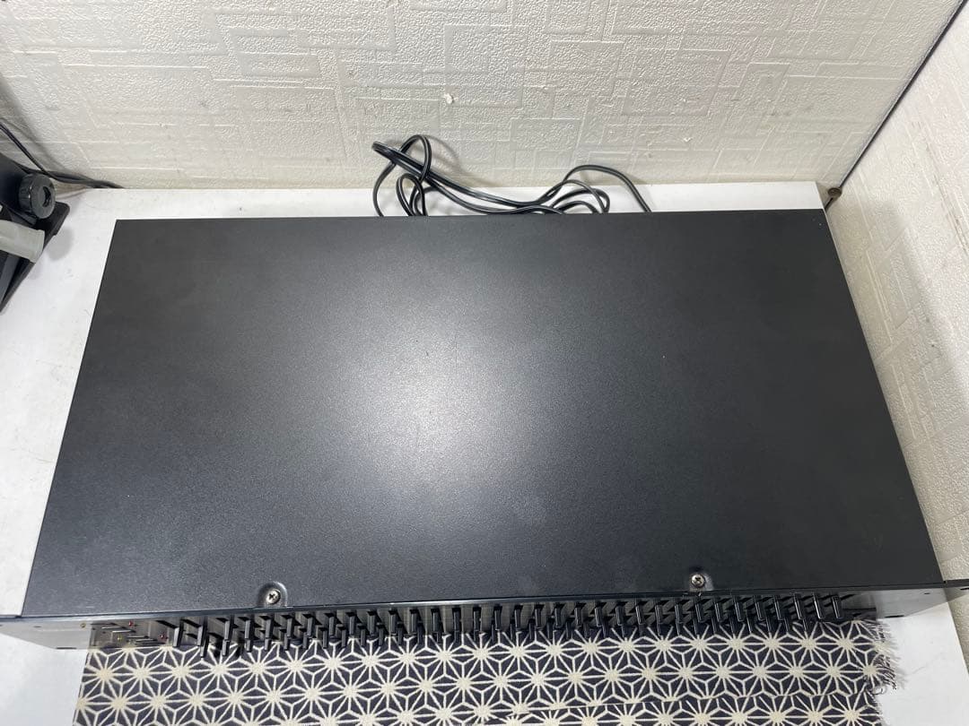 Yamaha Equalizers Q2031B