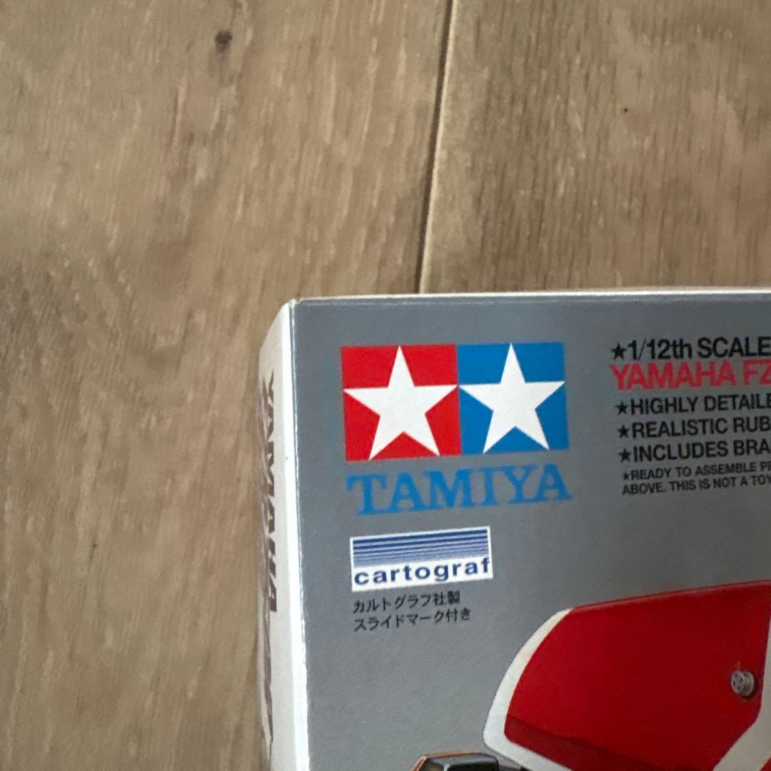 Tamiya Motorcycles 1/12 Yamaha Fzr750R Ow01