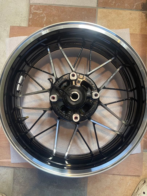 Wheels Z900Rs