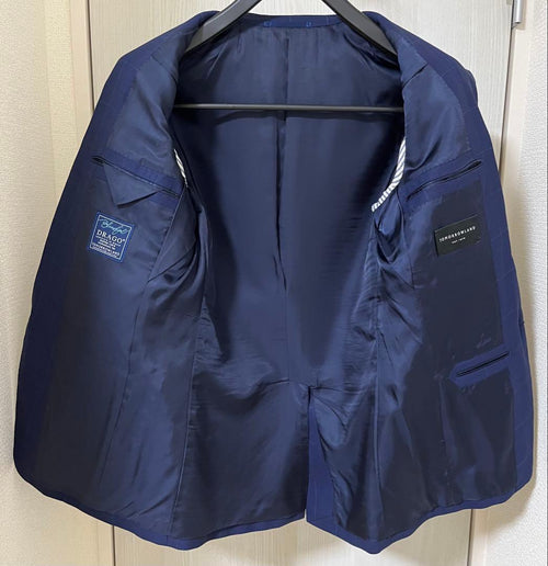 Tomorrowland Business Suits