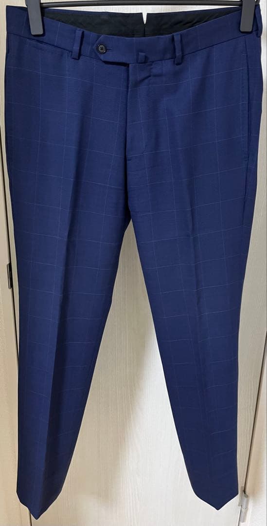 Tomorrowland Business Suits