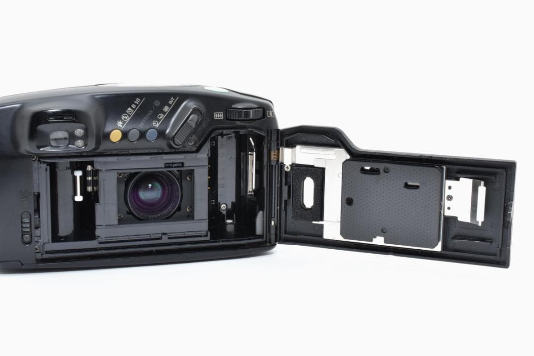 Pentax Compact Camera (Film) Zoom 105 Super #G3