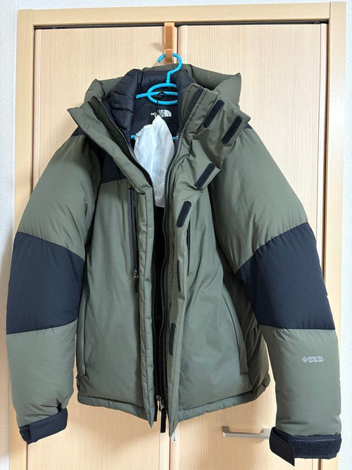 The North Face Down Jackets M