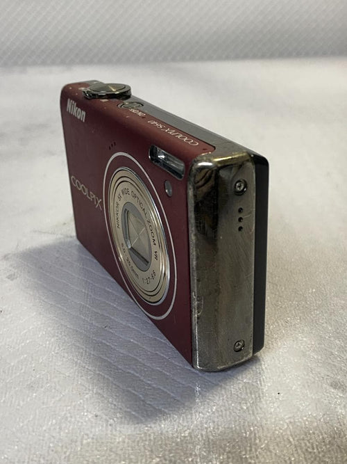 Compact Digital Camera Nikon S640#519