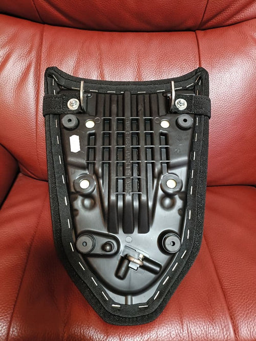 Yamaha Seat 700