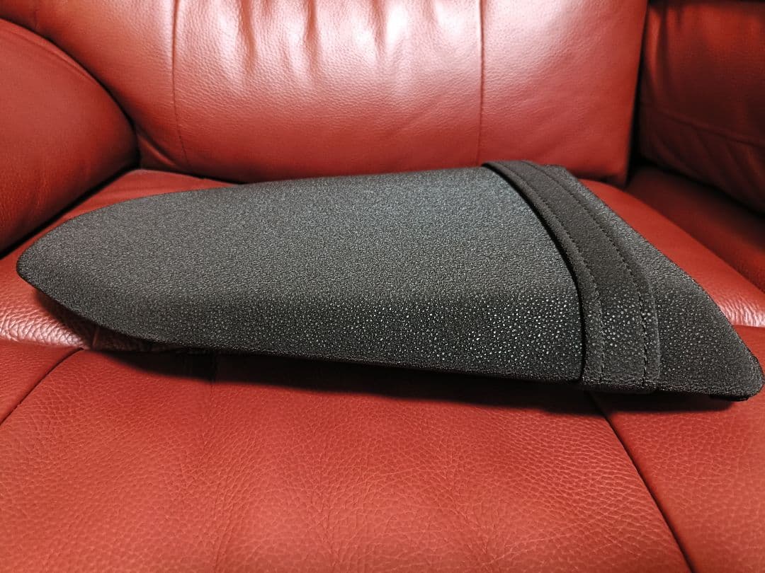 Yamaha Seat 700