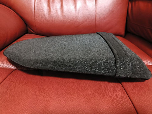 Yamaha Seat 700