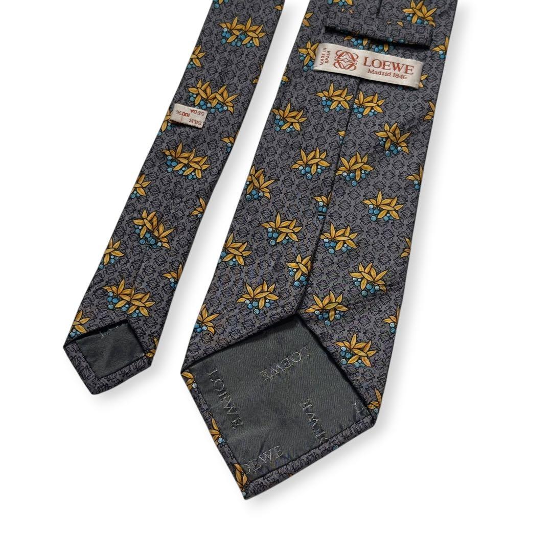 Loewe Ties