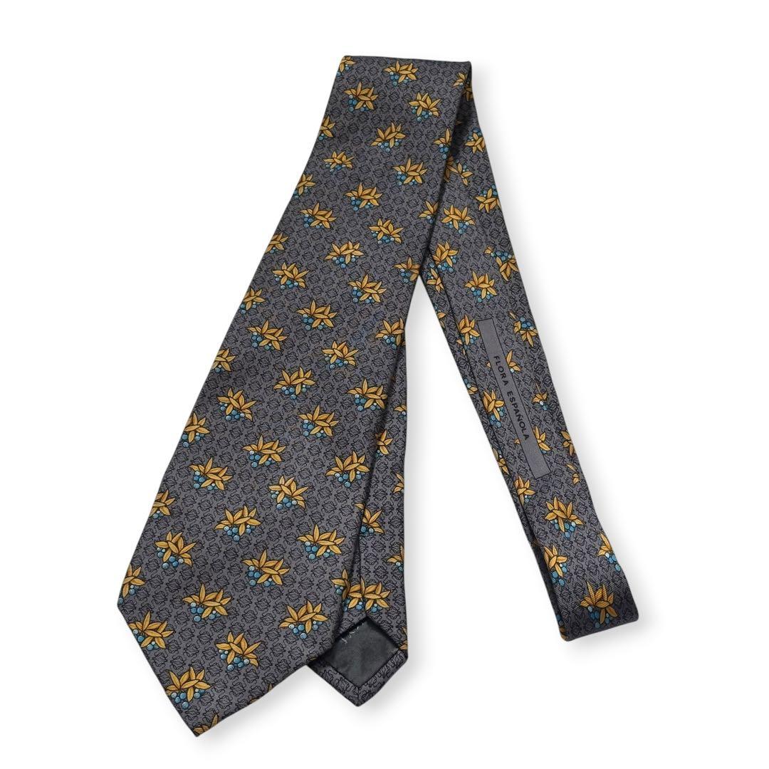 Loewe Ties