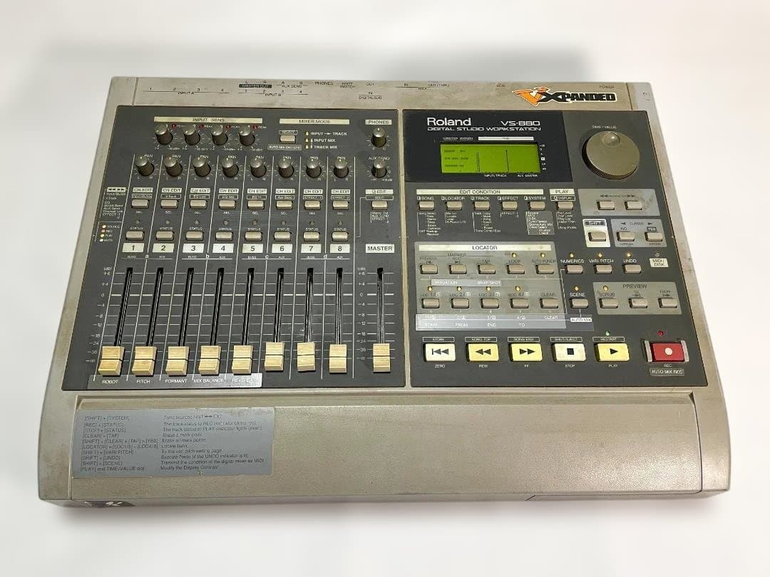 Roland Multi -Track Recorder Vs-880