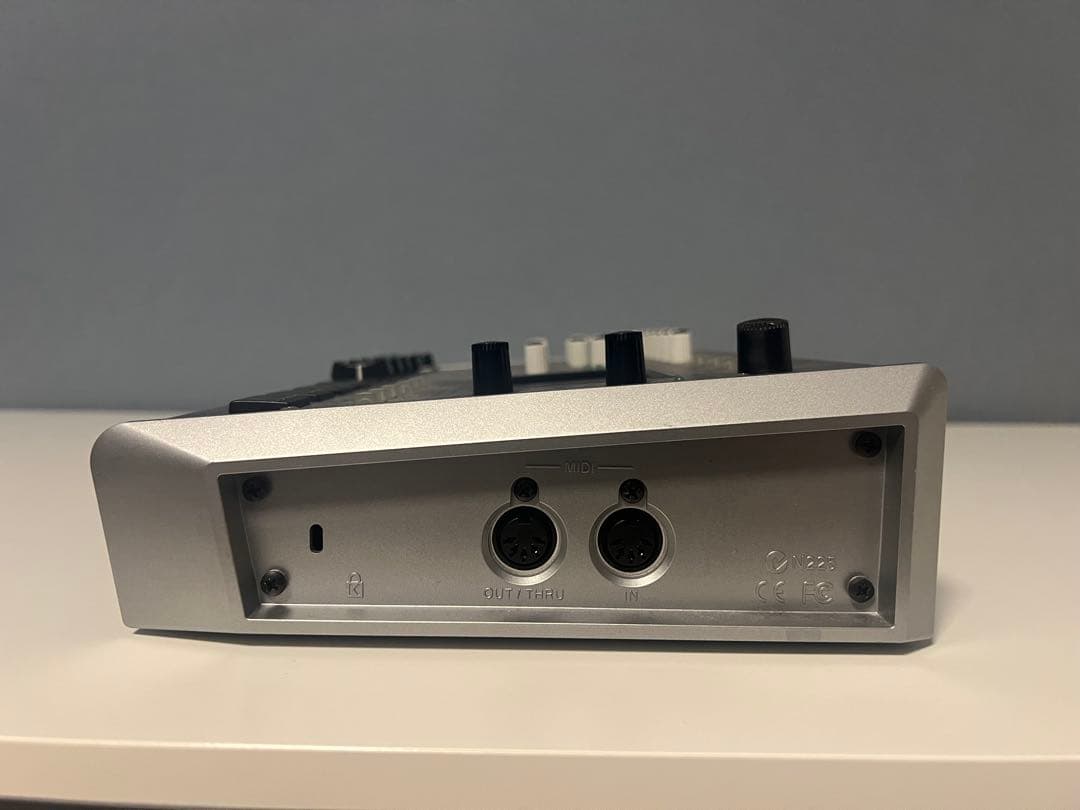 Roland Digital Mixer Vr-3 Av Ac