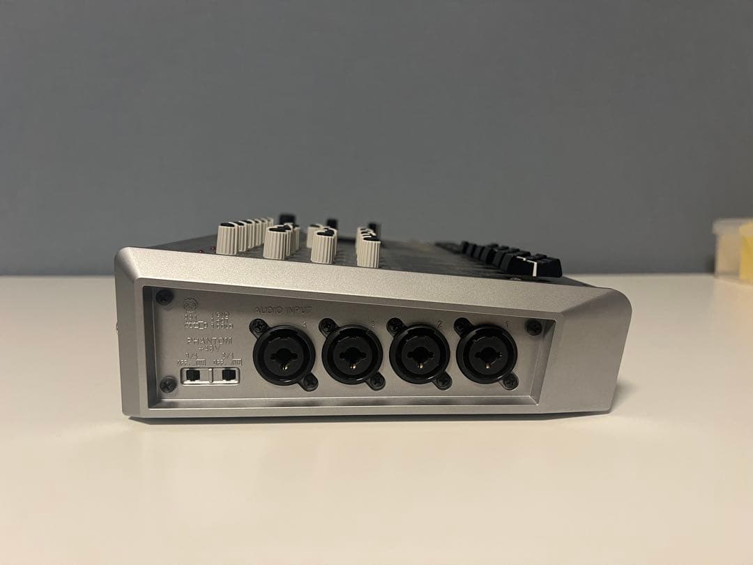 Roland Digital Mixer Vr-3 Av Ac