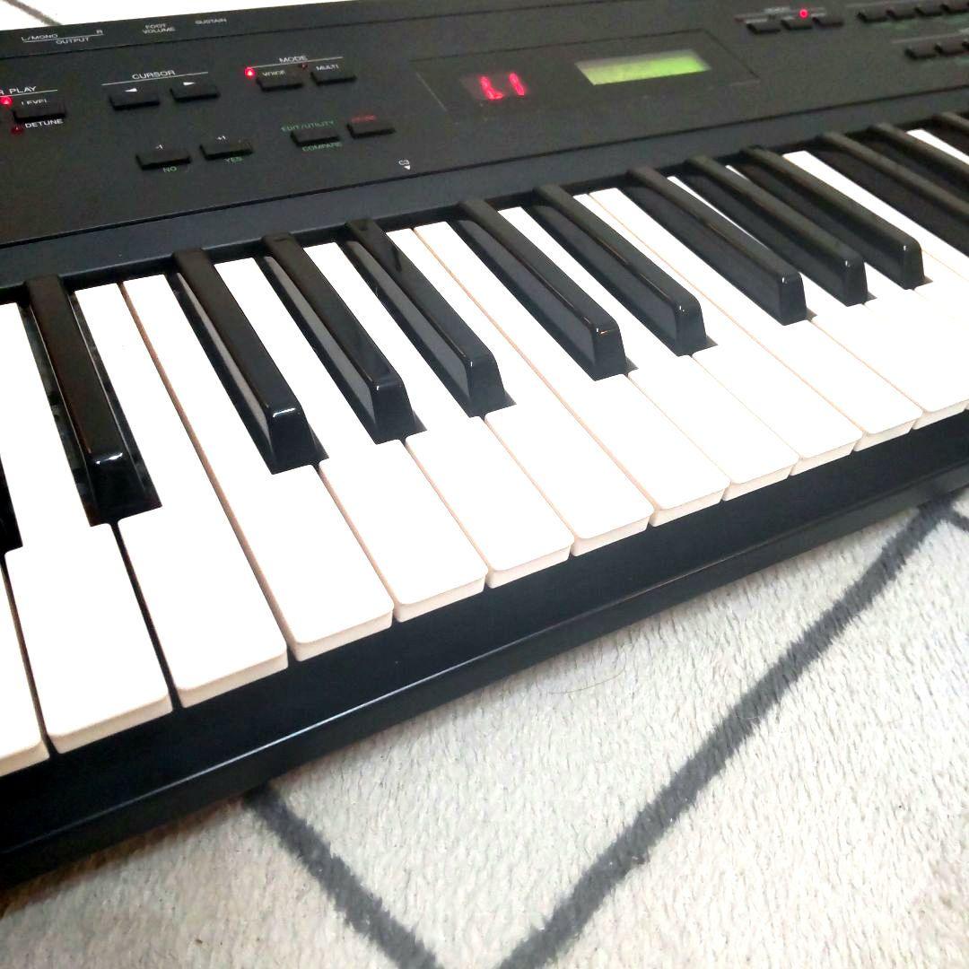 Yamaha Analog Synthesizer Sy22